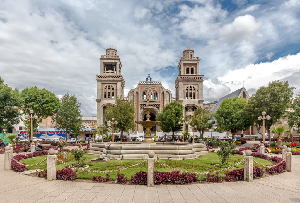 The main plaza in Huaraz